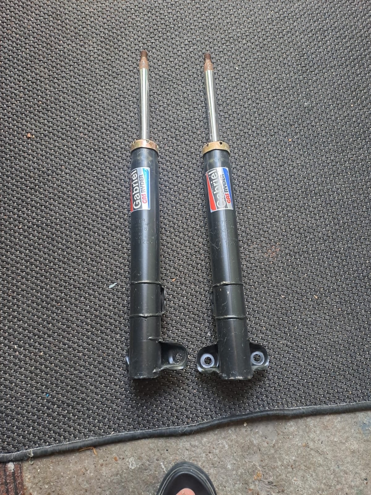 Gabriel Schokdempers - Set van 2  voorzijde Mercedes 190, Ophalen, Nieuw, Universele onderdelen