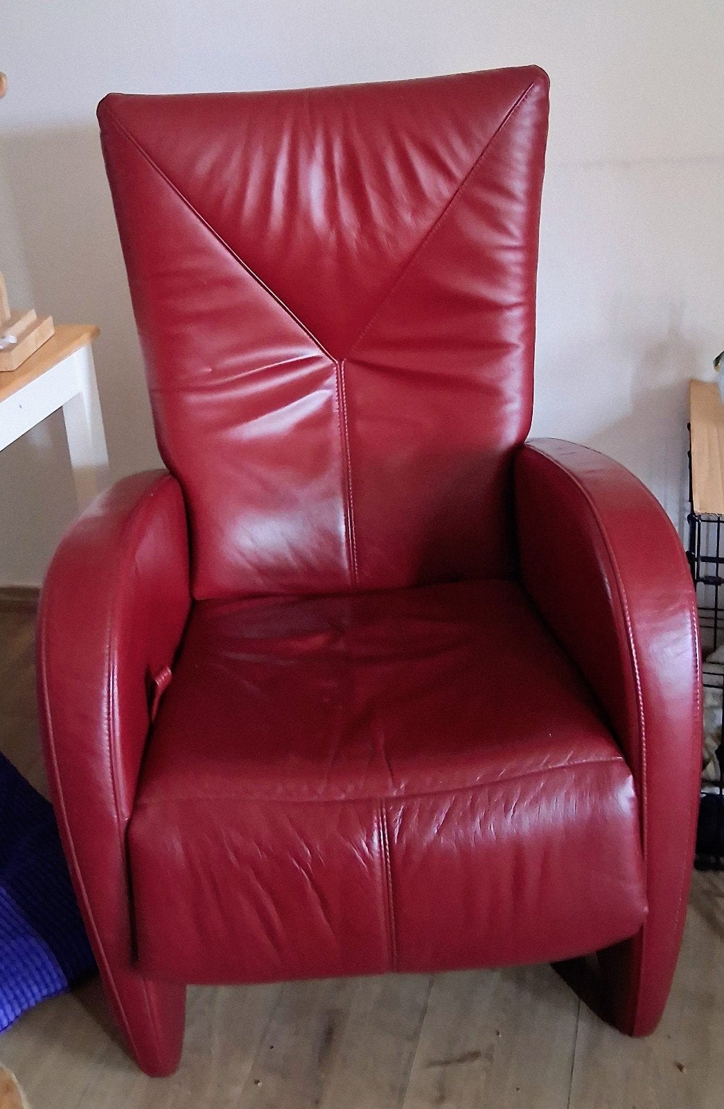 Leren rode Fauteuil met ligstand, Ophalen, Minder dan 75 cm, Leer, 50 tot 75 cm