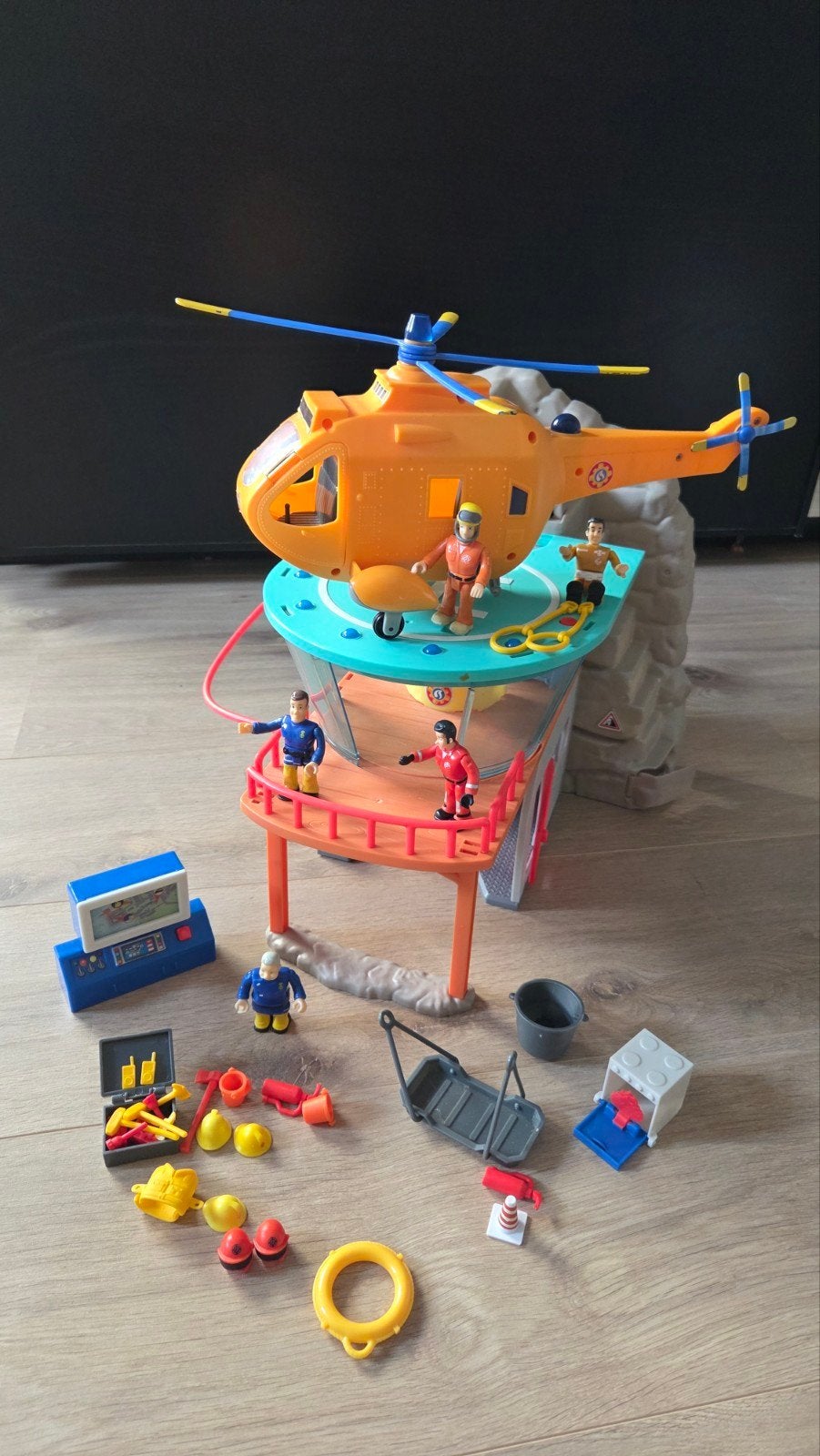 Brandweerman Sam Reddingstation met helikopter en poppetjes, Ophalen, Gebruikt