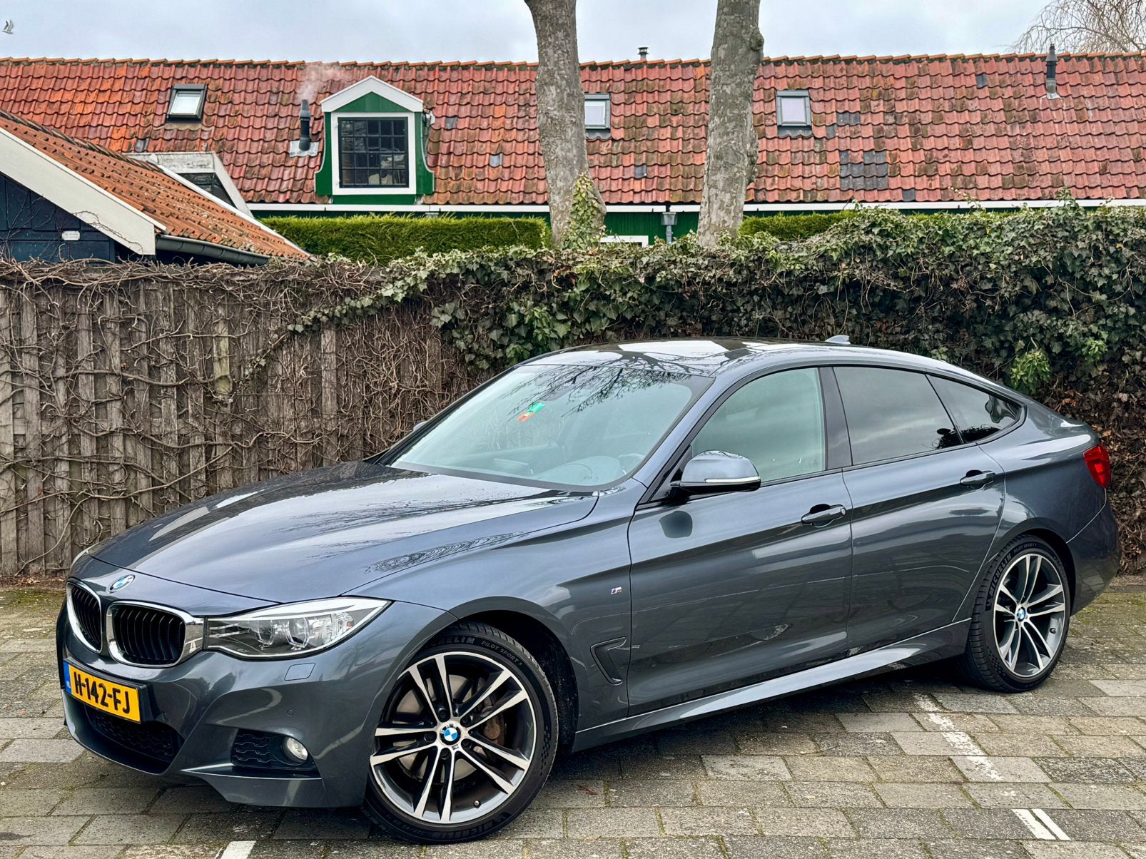 BMW 3-Serie Gran Turismo 335i X-drive - Zeer nette staat, Auto's, BMW, Automaat, 1800 kg, Euro 6, Alcantara