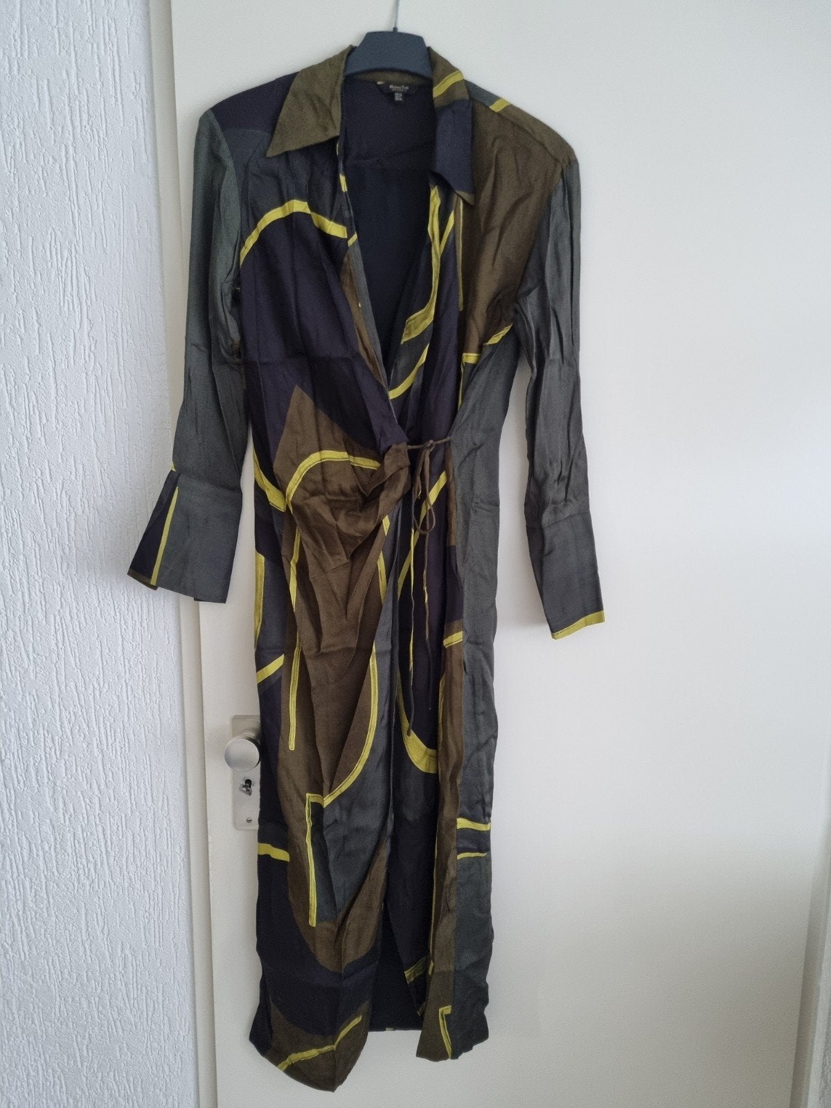 mooie overslagjurk, Kleding | Dames, Ophalen, Massimo Dutti, Zo goed als nieuw, Maat 34 (XS) of kleiner