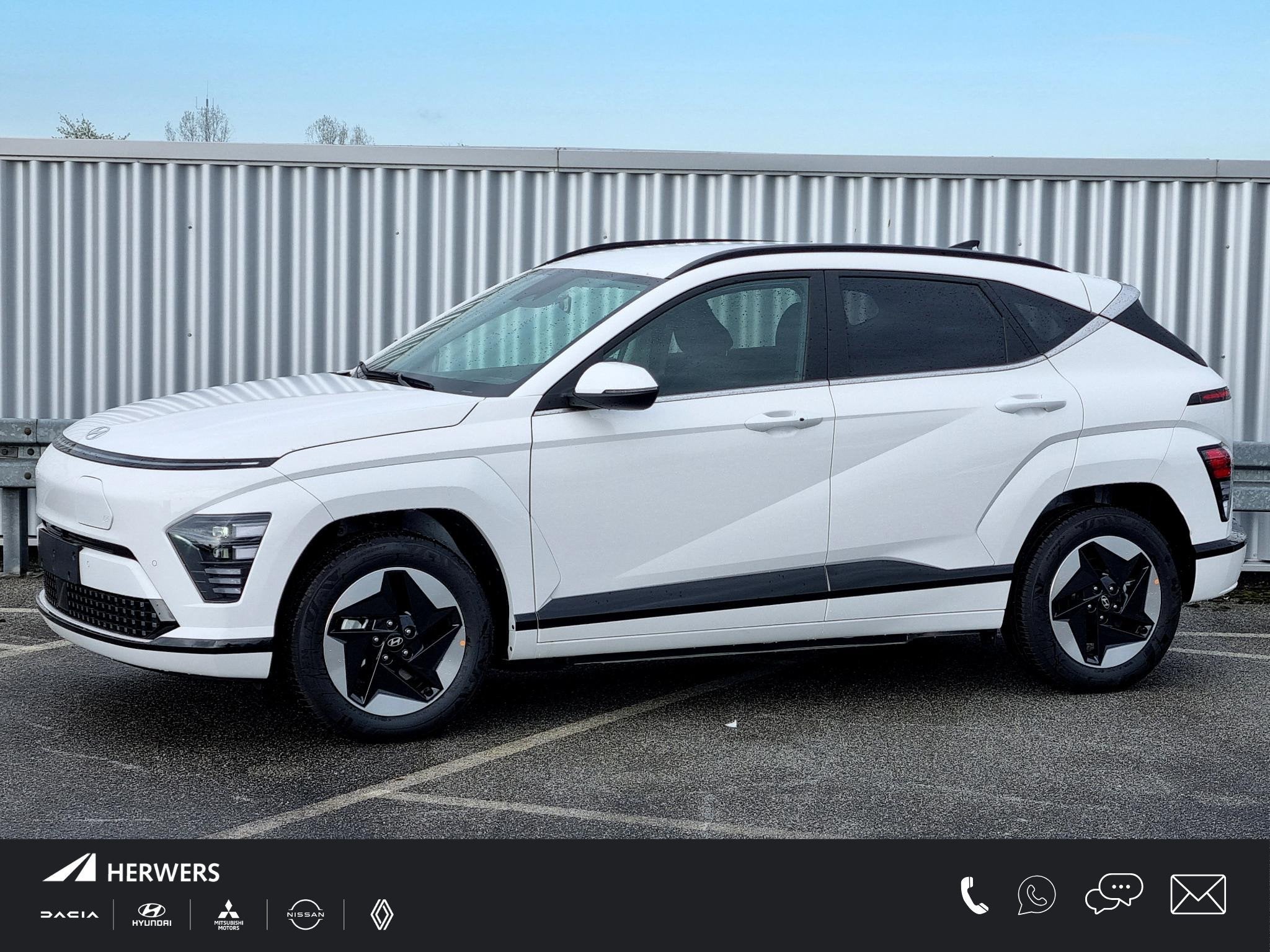 Hyundai KONA Electric Comfort Smart 65.4 kWh WVB / Navigatie, Auto's, 750 kg, Automatische klimaatregeling, Wit, Kona