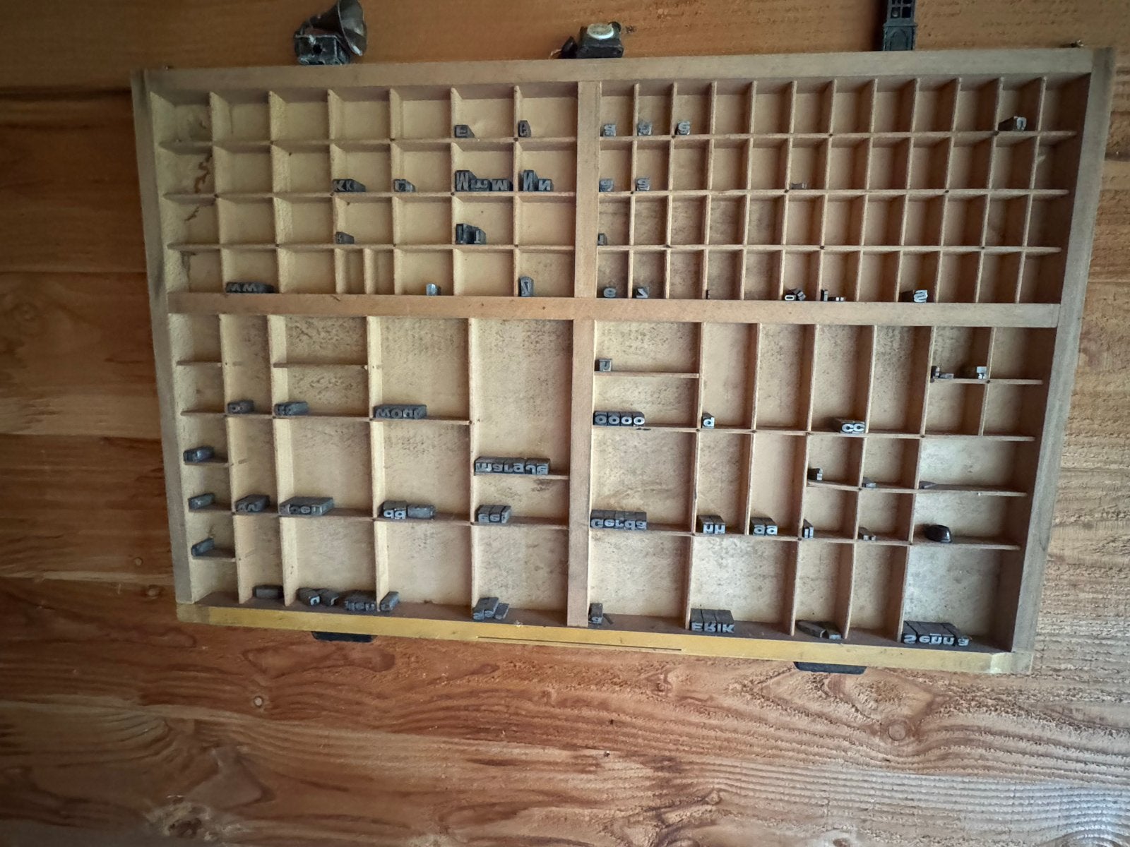 Letterbak met loden letters, Ophalen of Verzenden