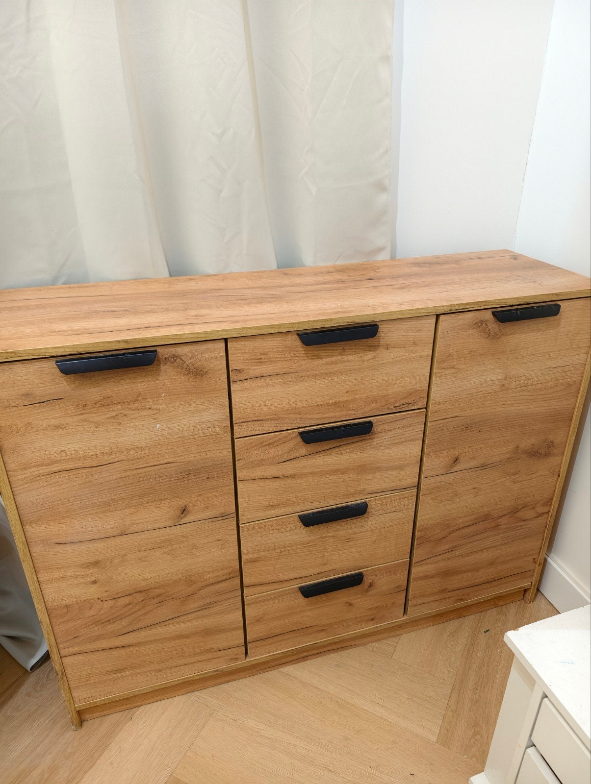 JYSK Jenslev Dressoir - Zo goed als nieuw, Ophalen, 100 tot 150 cm, Zo goed als nieuw, 25 tot 50 cm