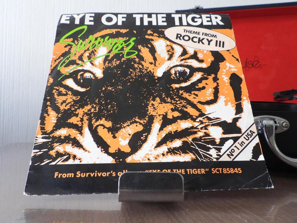 Survivor – Eye Of The Tiger - Take yoy on a saturday 1982, Ophalen of Verzenden, Gebruikt, Pop, Single