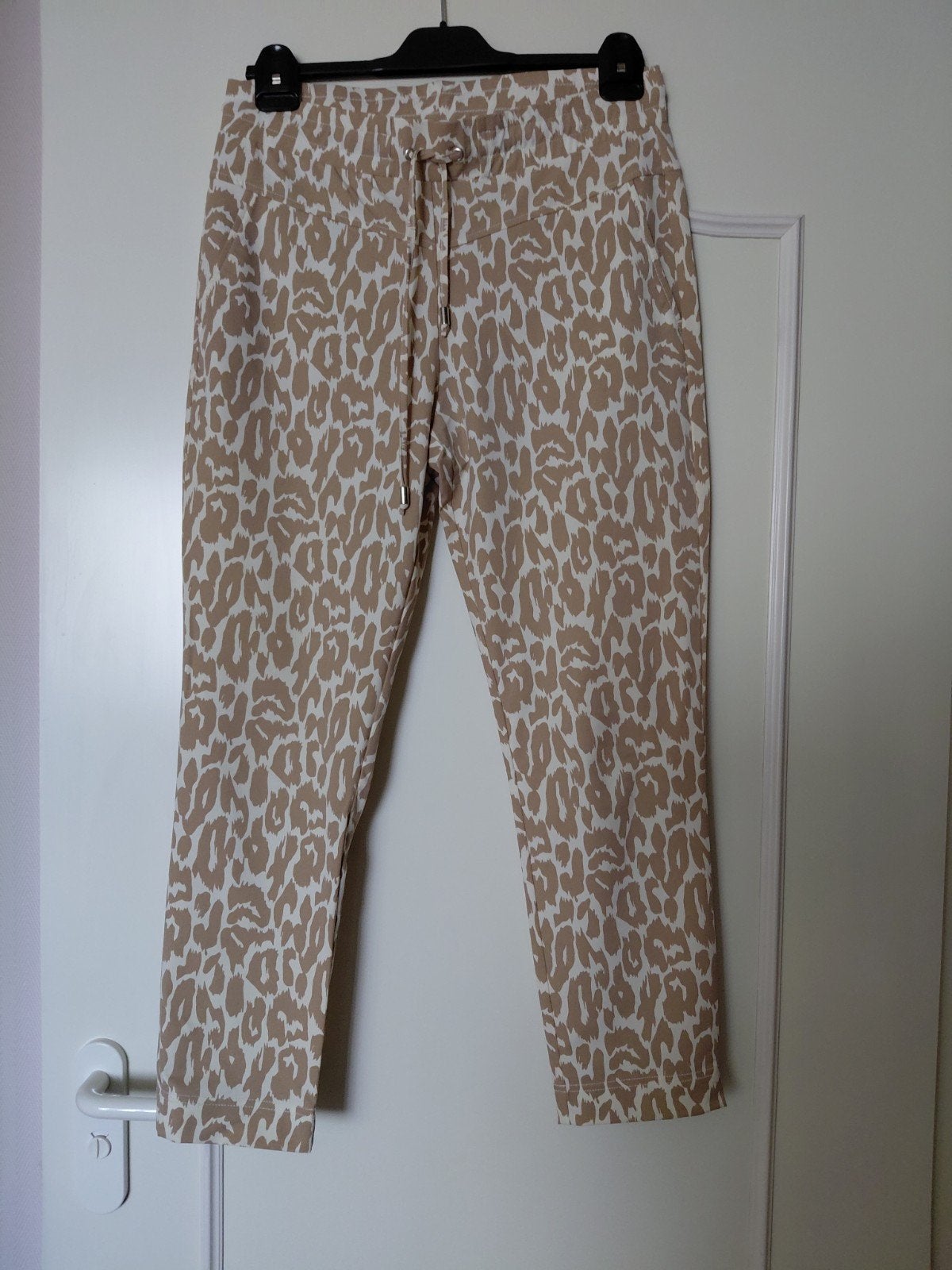 Broek van Andcowoman M, Maat 38/40 (M), Beige, Ophalen of Verzenden, Lang