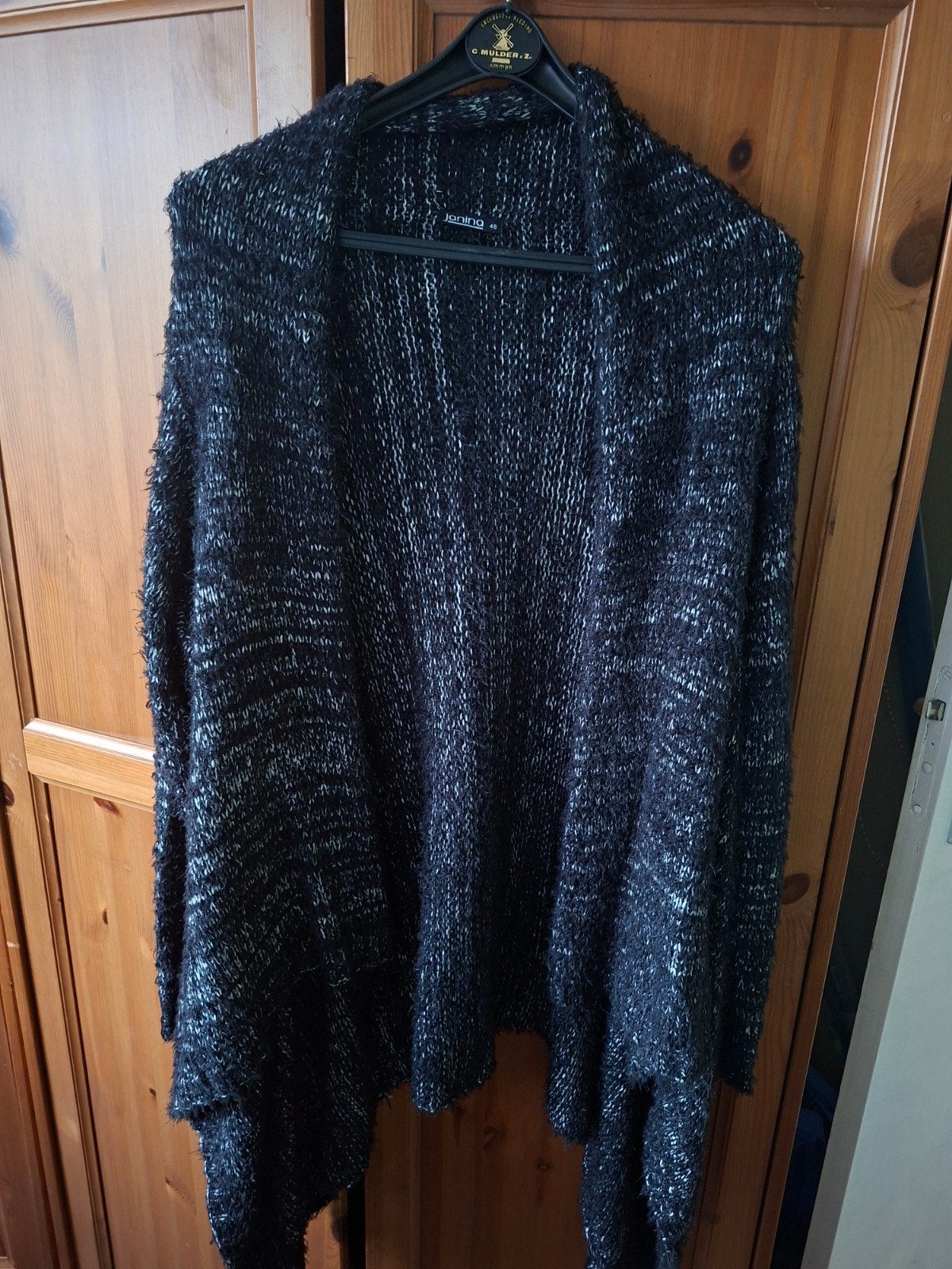 Prachtige vest., Ophalen, Zo goed als nieuw, Trui of Vest