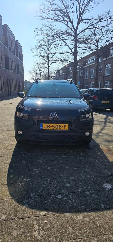 Citroën C4 Cactus – Panoramadak – Navi – Zeer nette auto, Voorwielaandrijving, Euro 5, Leder en Stof, Zwart