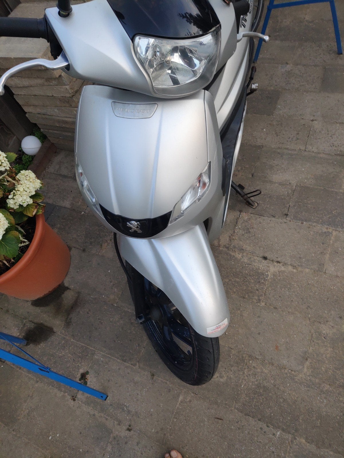 Peugeot Tweet Scooter geele 45km Zilverkleurig, Goede Staat, Ophalen