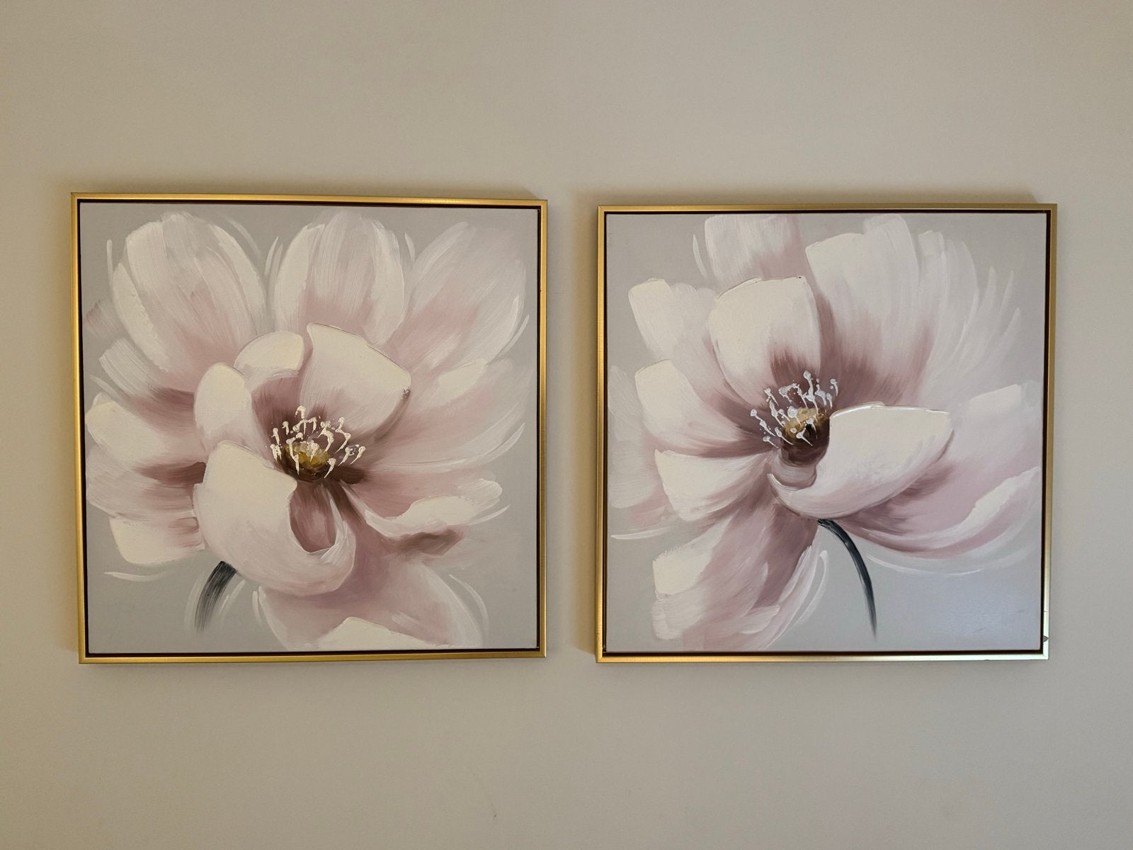Set van 2 decoratieve schilderijen met roze/witte bloemen, Ophalen, Textiel, Ingelijst, Bloemen