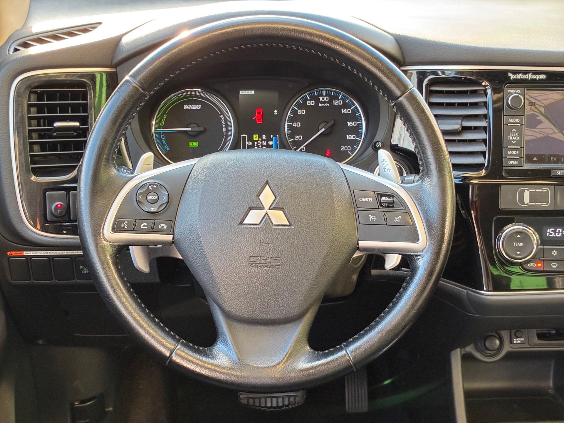 Mitsubishi Outlander 2.0 PHEV Instyle|2e Eigenaar|Panoramada, Auto's, Zwart, 4 cilinders, Wit, Vierwielaandrijving