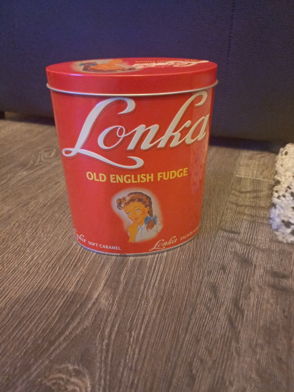 Vintage Lonka Old English Fudge blik - 18cm hoog, Verzamelen, Ophalen of Verzenden, Gebruikt, Overige, Overige merken