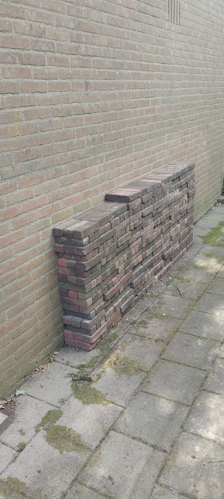 Waaltjes 20x7, Tuin en Terras, Ophalen, Beton, Klinkers