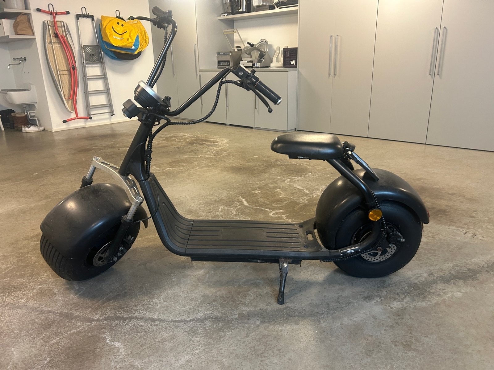 Igoo Scooter, Fietsen en Brommers, Snorfietsen en Snorscooters, Ophalen, Zo goed als nieuw, Benzine, Overige merken
