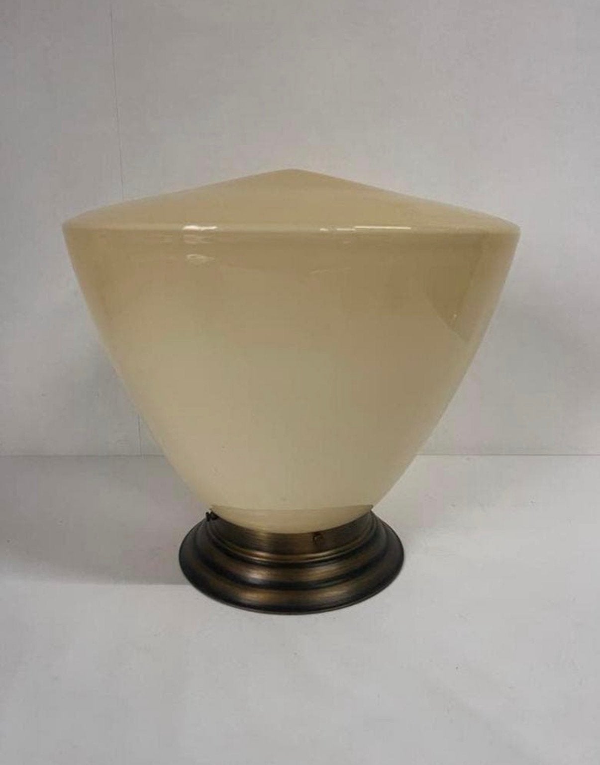 XXL zacht geel Art deco schoollamp vintage look brons houder, Ophalen of Verzenden, Zo goed als nieuw, Glas