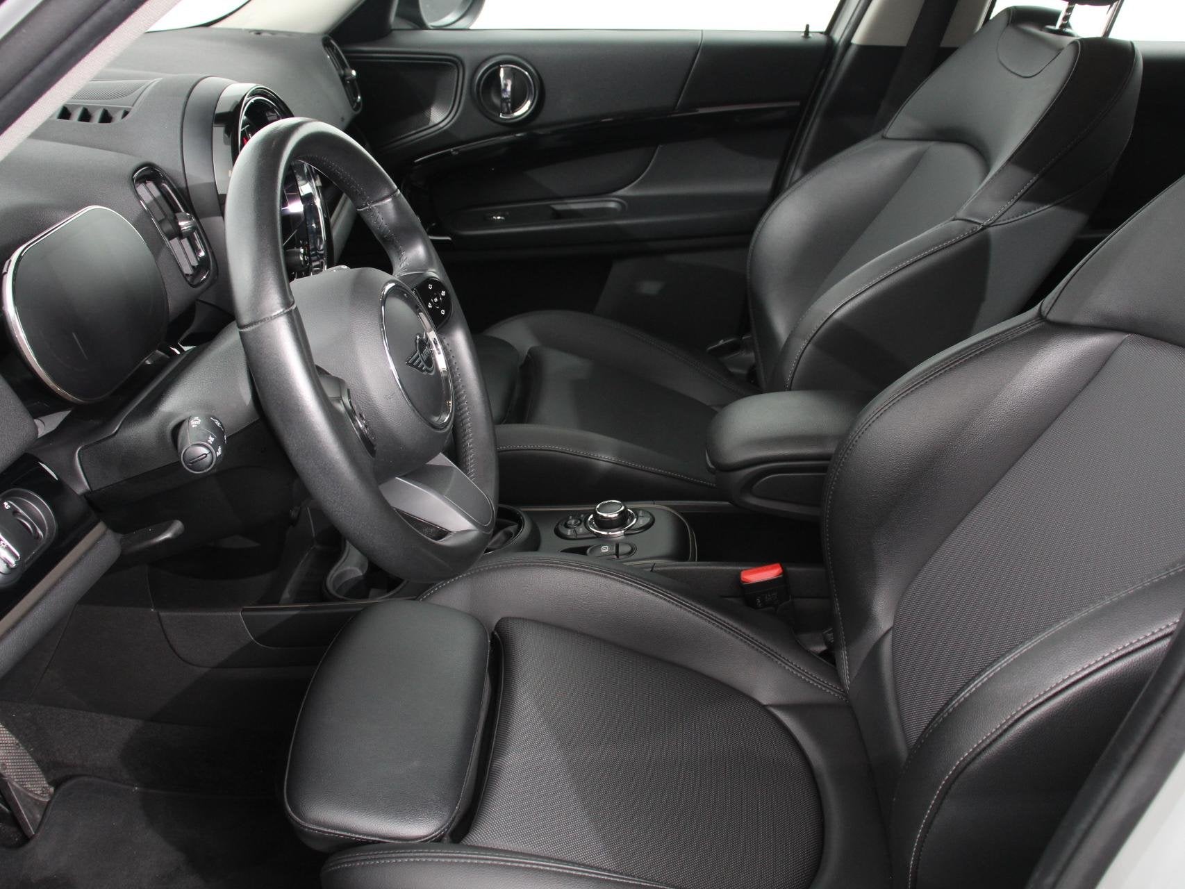 MINI Countryman 1.5 Cooper S E ALL4 PHEV Navigatie Climate C, Auto's, Mini, Automaat, Gebruikt, Countryman, Leder en Stof