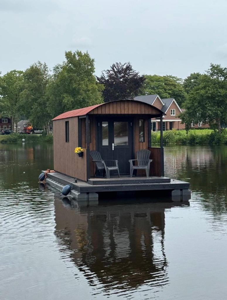 Woonboot, Ophalen of Verzenden, Zo goed als nieuw