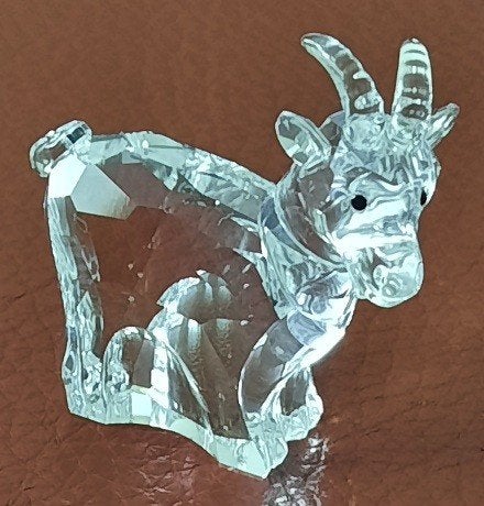 Swarovski zodiac geit en varken, Ophalen of Verzenden, Zo goed als nieuw, Figuurtje