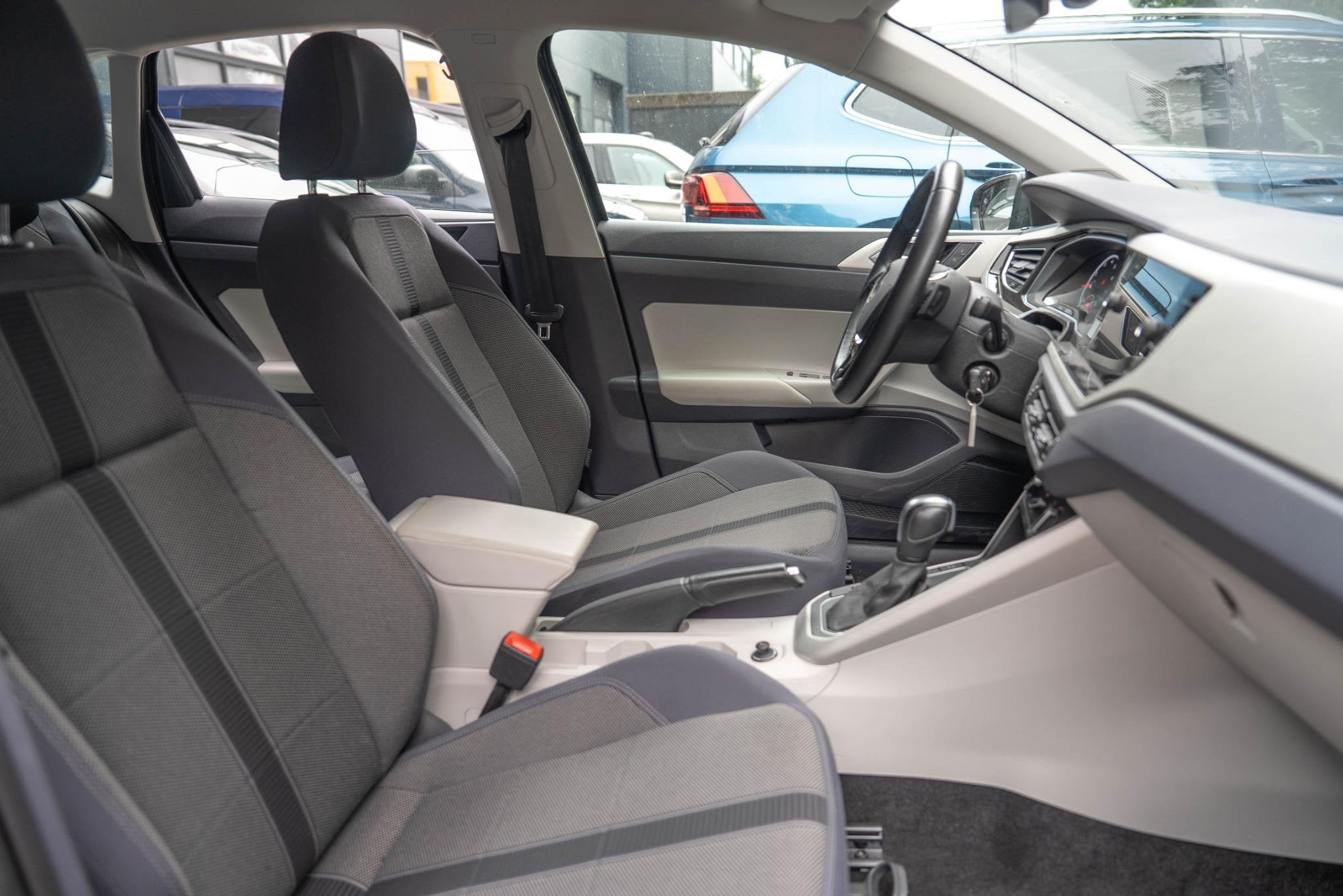 Foto 18 van Volkswagen Polo 1.0 TSI Highline | Stoelverwarming | Navigat