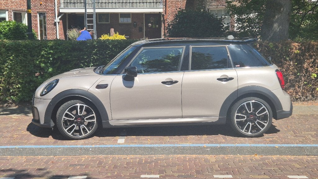 Mini CooperS RockingHam GT 5-deurs 178pk, 17772km, 2023, 1998 cc, Zwart, 4 cilinders, Regensensor