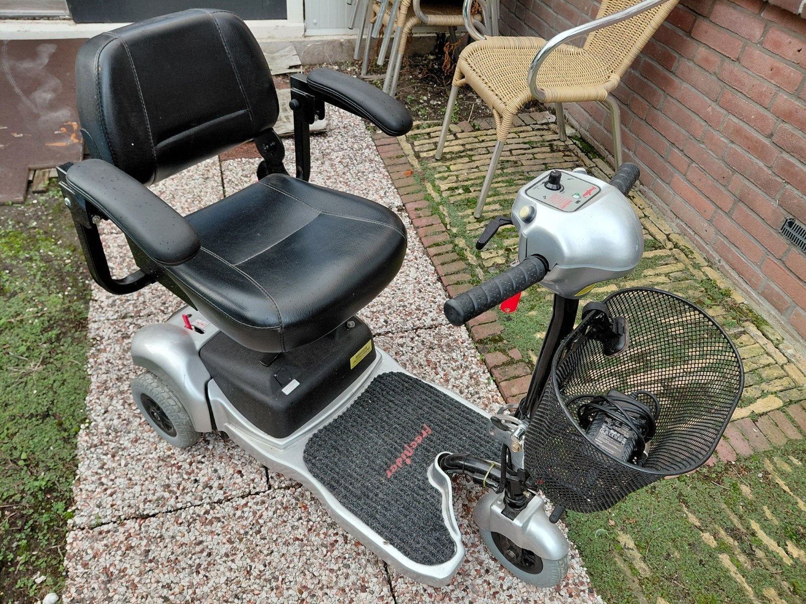 puntgave lichtgewicht scootmobiel freerider ascot demontabel, Diversen, Brommobielen en Scootmobielen, Ophalen, Zo goed als nieuw