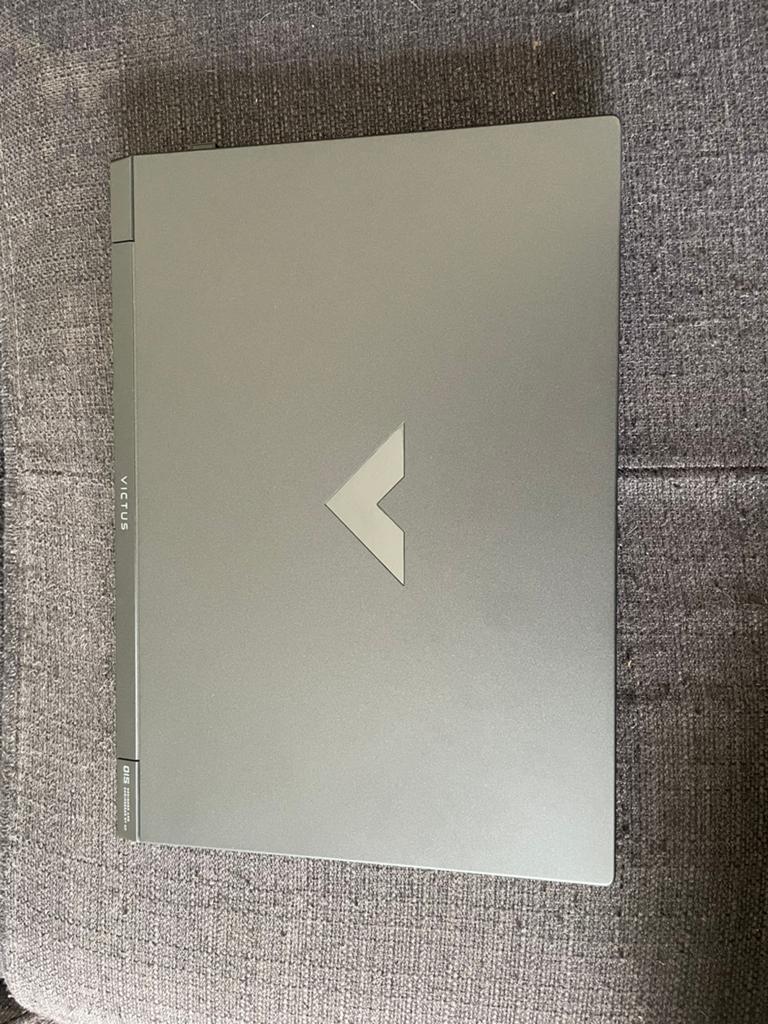 HP VICTUS Gaming Laptop met oplader, Computers en Software, Windows Laptops, Met videokaart, Ophalen of Verzenden, Zo goed als nieuw