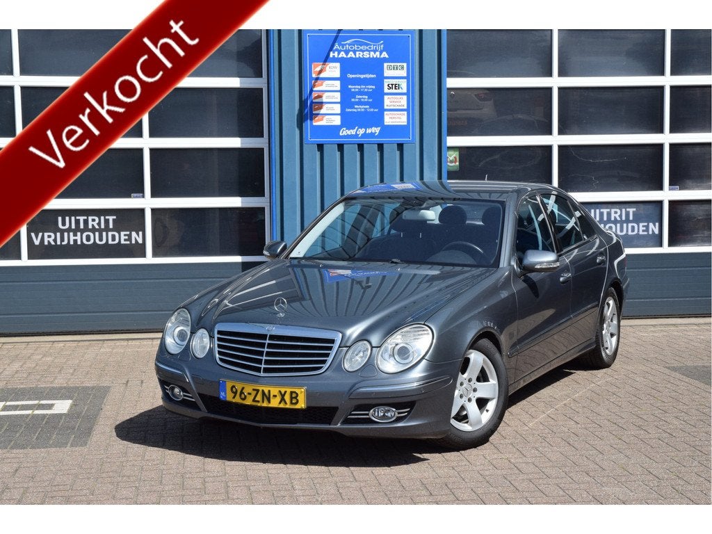 Mercedes-Benz E-Klasse 200 CDI Avantgarde Trekhaak Automaat, Auto's, Automaat, Gebruikt, Zwart, 4 cilinders
