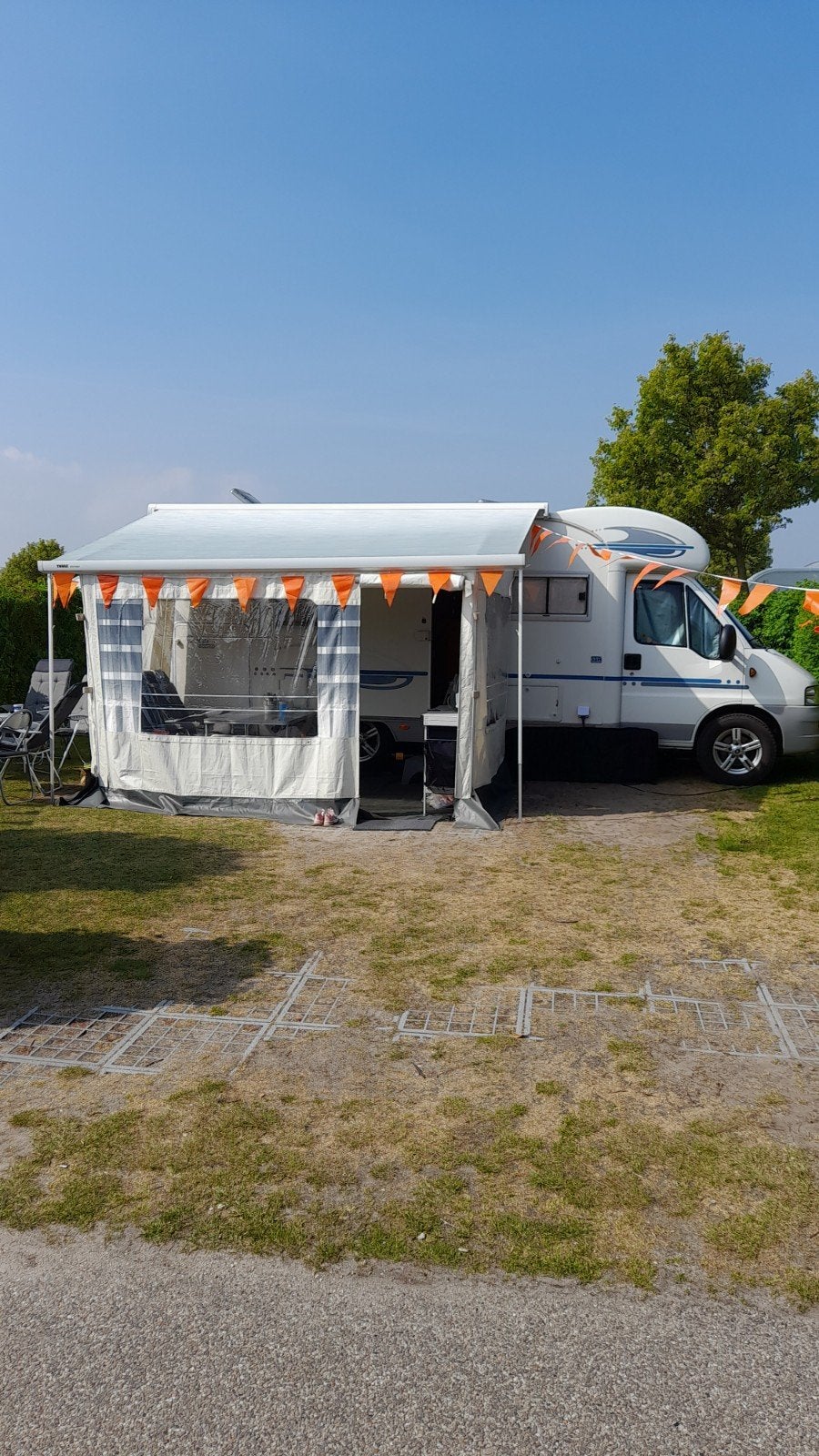 Thule omnistor safari resident voor en zijzeilen, Ophalen, Gebruikt