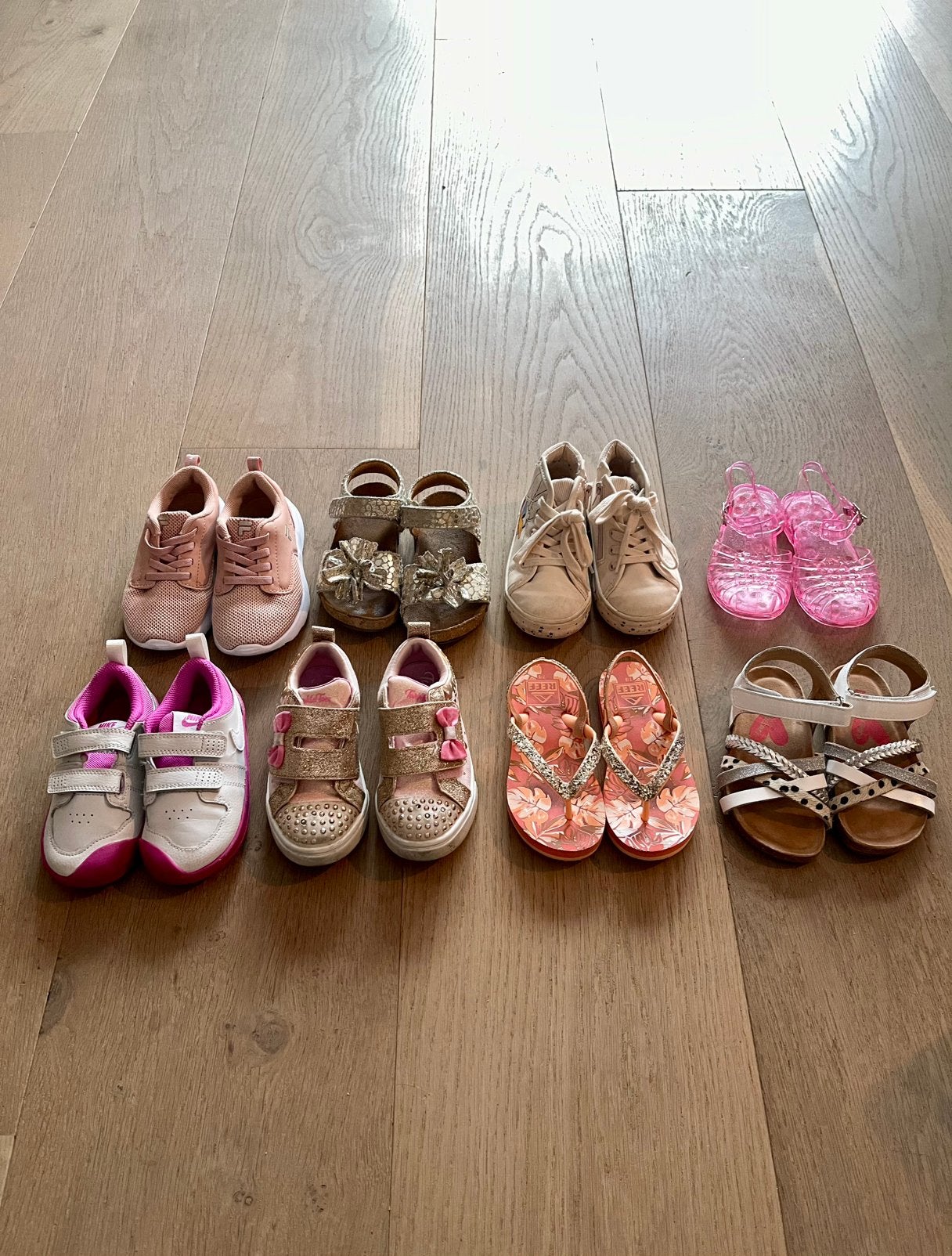Meisje zomer schoenen pakket 24/25 ☀️ Nike/Skechers/Shoesme, Gebruikt, Meisje, Schoenen, Ophalen of Verzenden