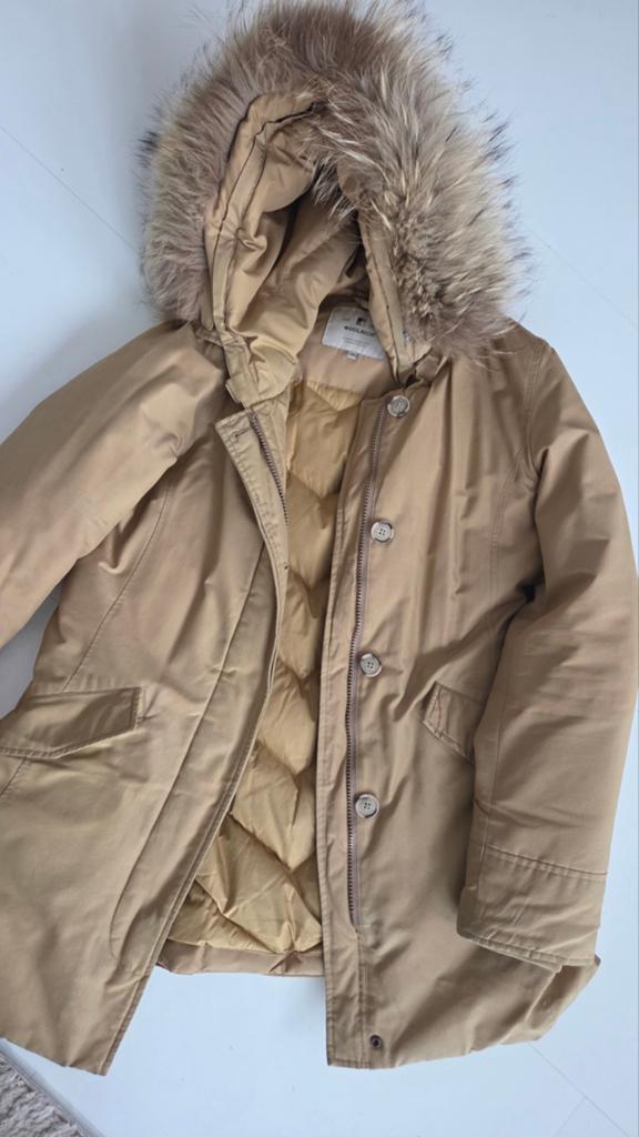 Woolrich Winterjas met Bontkraag - Maat 14 (xs), Beige, Maat 42/44 (L), Ophalen of Verzenden, Zo goed als nieuw