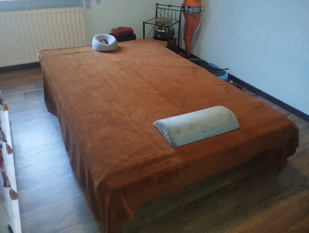 Massage tafel Thai traditioneel Robuust, Ophalen, Zo goed als nieuw, Massagetafel