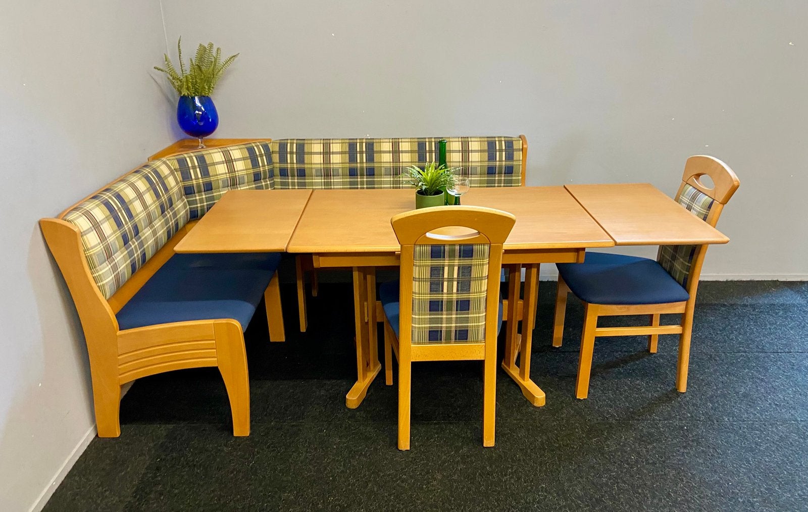 SALE! Echte Duitse eethoek Oostenrijkse hoekbank zithoek, Ophalen, Gebruikt, Zithoek hoekzit duitsland compact ruimtepesparend oostenrijk