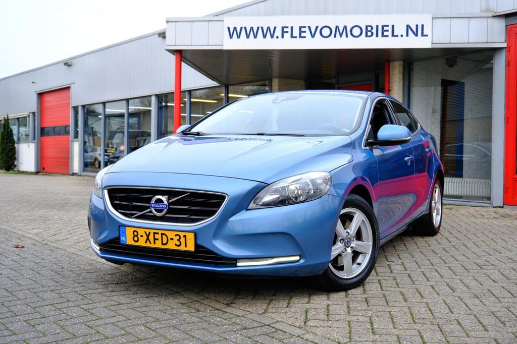 Volvo V40 1.6 T2 Momentum Navi|Clima|Stoelverw|LMV, Voorwielaandrijving, Gebruikt, 4 cilinders, Blauw