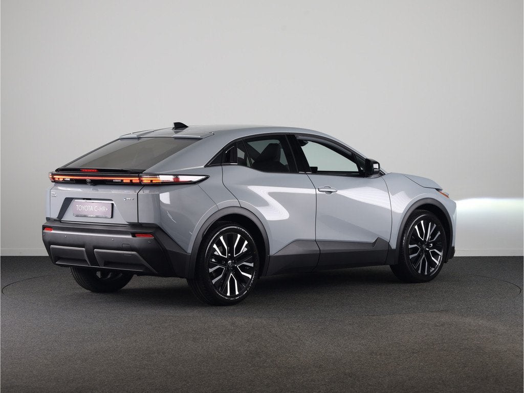 Toyota C-HR+ First Edition 77 kWh *DEMO* | Direct leverbaar!, Auto's, Toyota, 12 maanden, Automatische klimaatregeling, 24 min