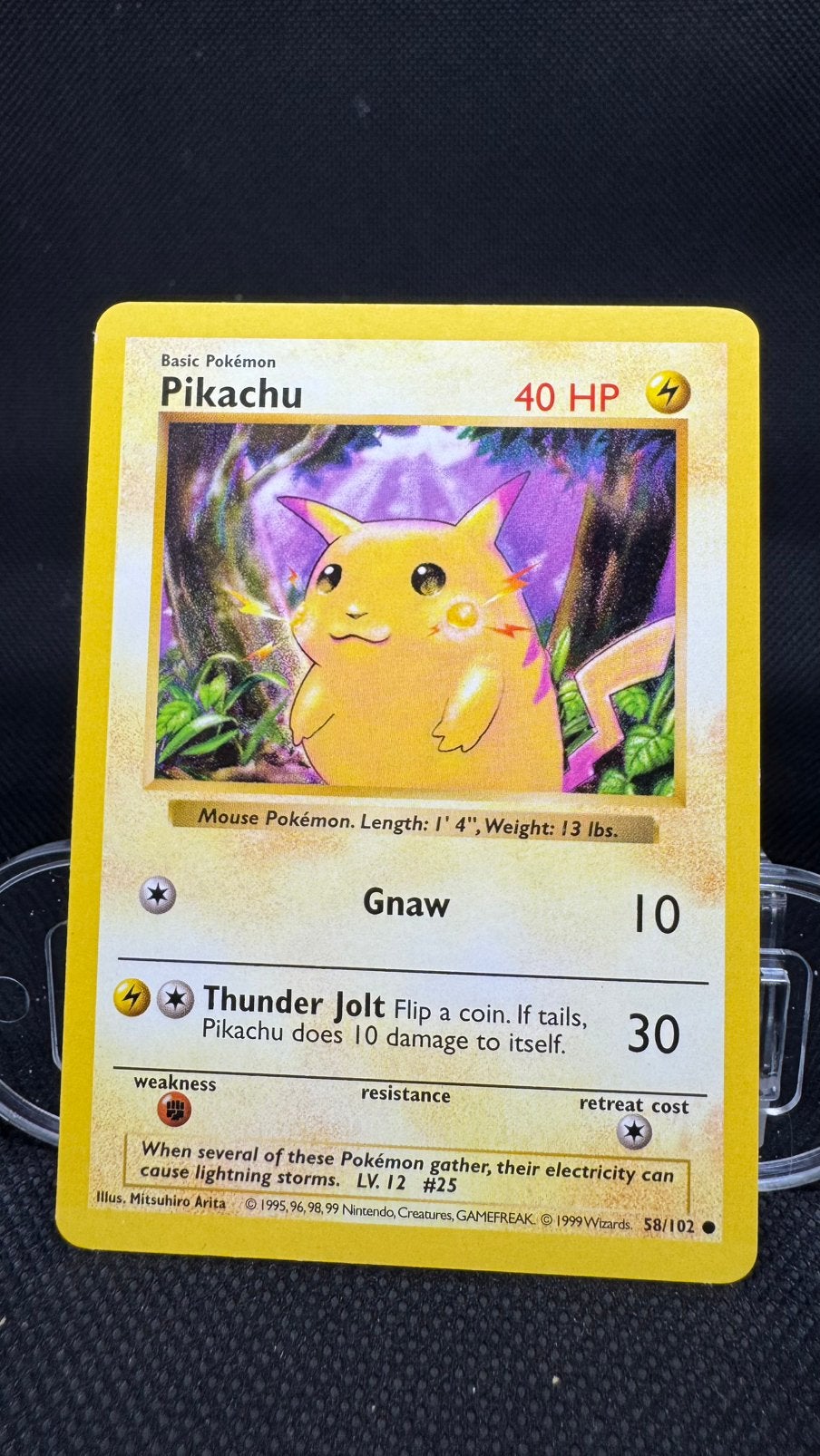 1999 Pokemon Base Set Shadowless Pikachu 58/102 Red Cheeks, Ophalen of Verzenden, Zo goed als nieuw