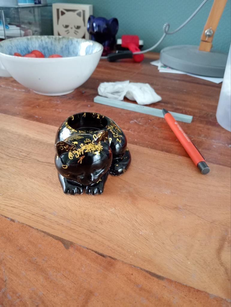 Waxinelichthouder van epoxy kat, Ophalen of Verzenden, Nieuw, Overige materialen, Minder dan 25 cm