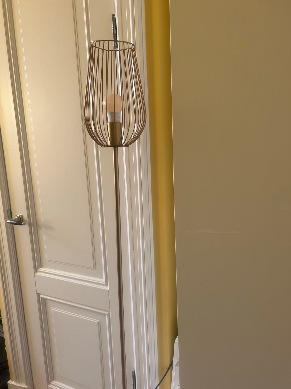Gouden Vloerlamp - Rond Design - 175cm Hoog, Ophalen, Gebruikt, E27 (groot), Metaal