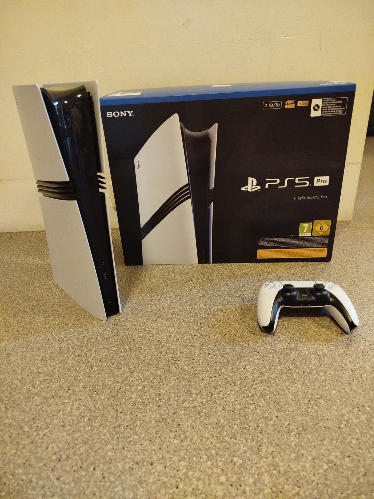 PlayStation 5 Pro 2TB met doos en garantie, Ophalen of Verzenden