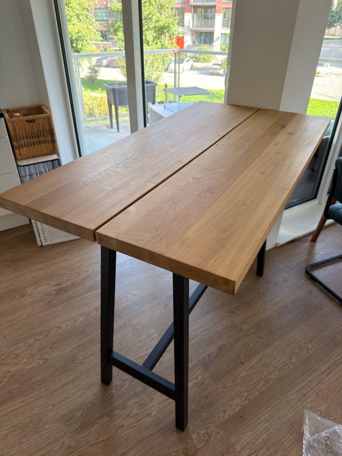 eikenhouten eettafel / bartafel / high dining table, Ophalen, Eikenhout, 50 tot 100 cm, Zo goed als nieuw
