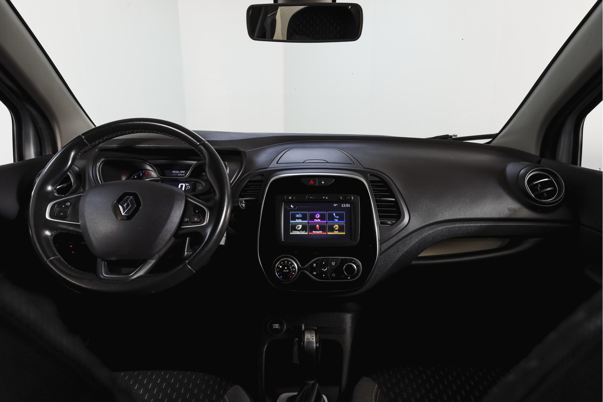 Renault Captur 1.2 TCe 120 PK Intens - Automaat | Trekhaak |, Gebruikt, Euro 6, 4 cilinders, 635 kg