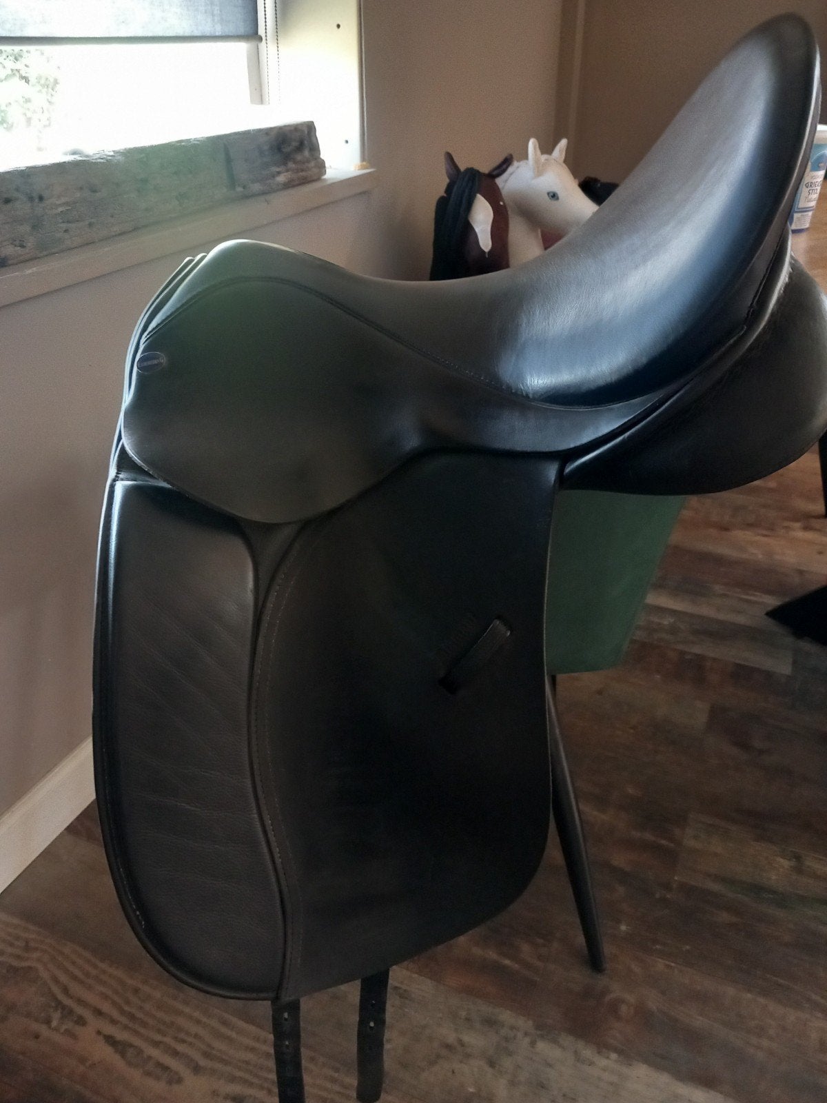 Euroriding diamant dressuurzadel 17 inch +wintec kids zadel, Dieren en Toebehoren, Verzenden, Zo goed als nieuw, Dressuur