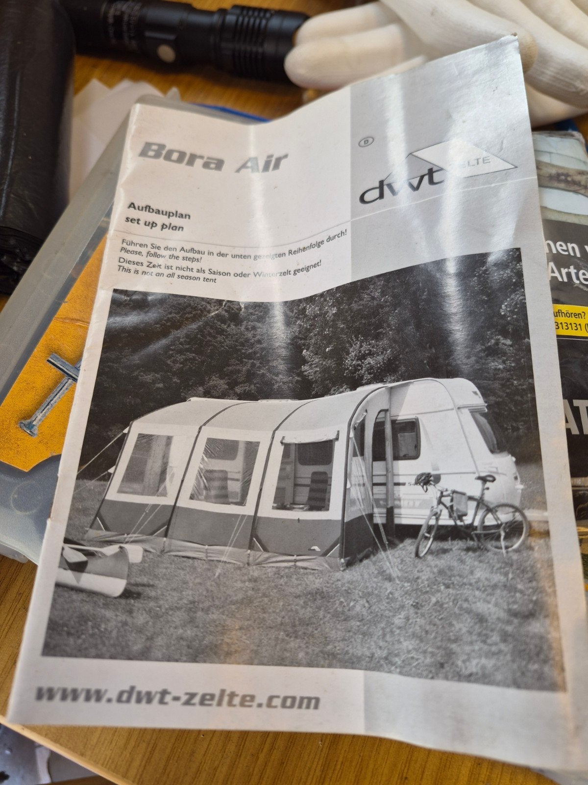 opblaas voortent DWT  borat air 1, Ophalen, 1980 tot heden, Tijdschrift