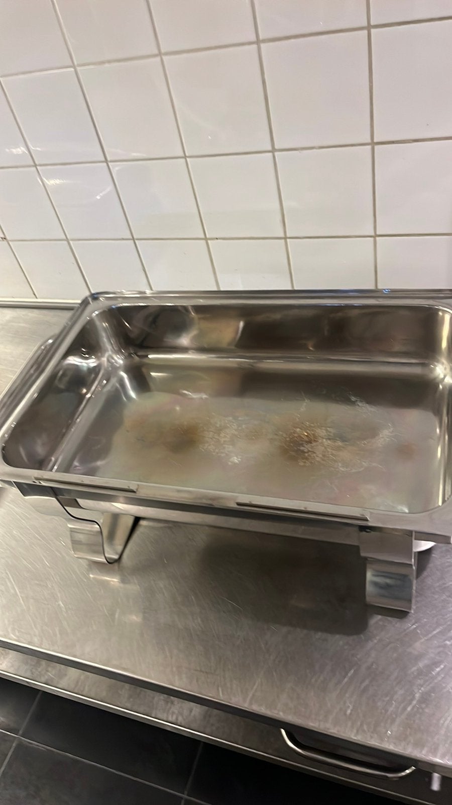 Chaving dishes, Ophalen