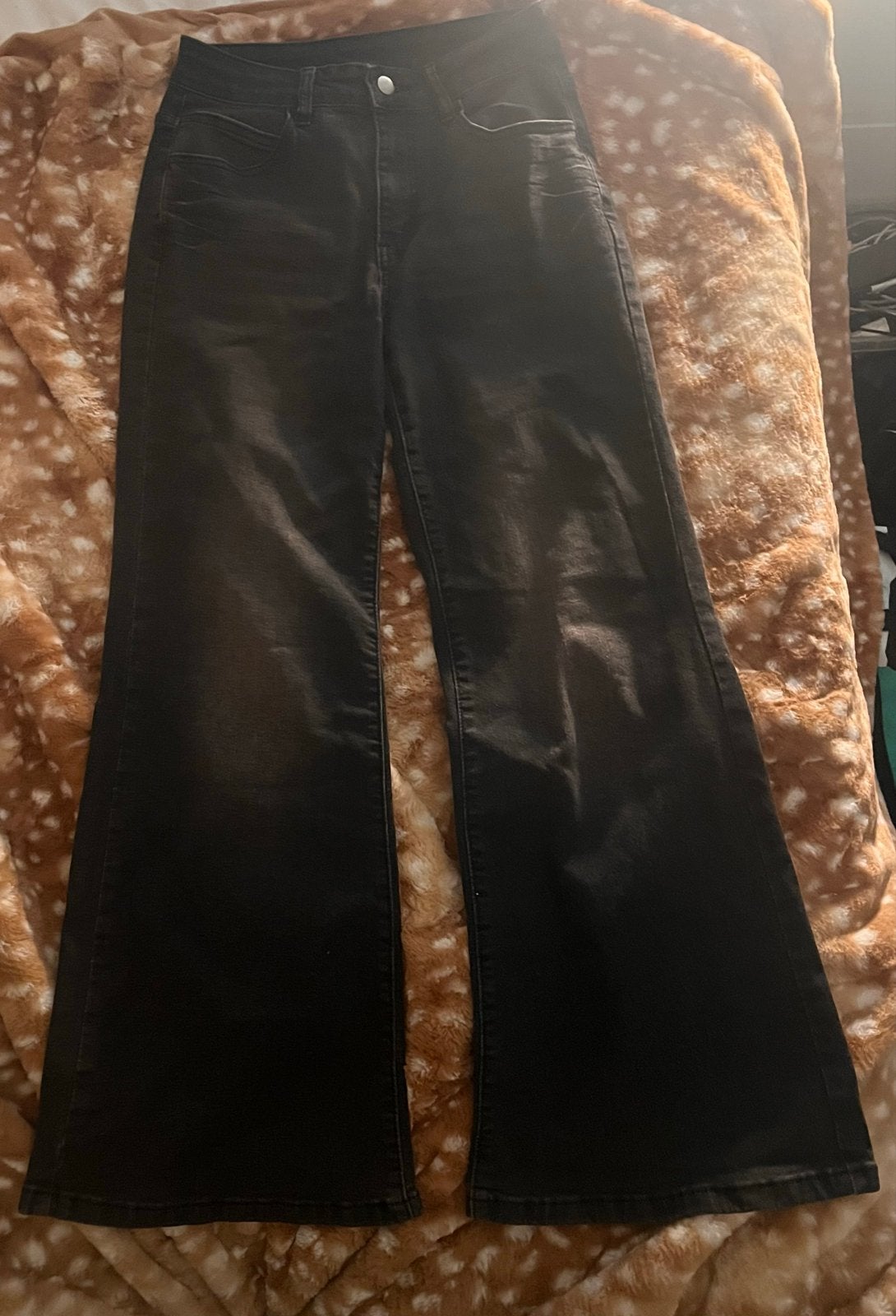 Donkergrijze flare jeans - Maat S, Ophalen of Verzenden, Zo goed als nieuw, Grijs, W28 - W29 (confectie 36)