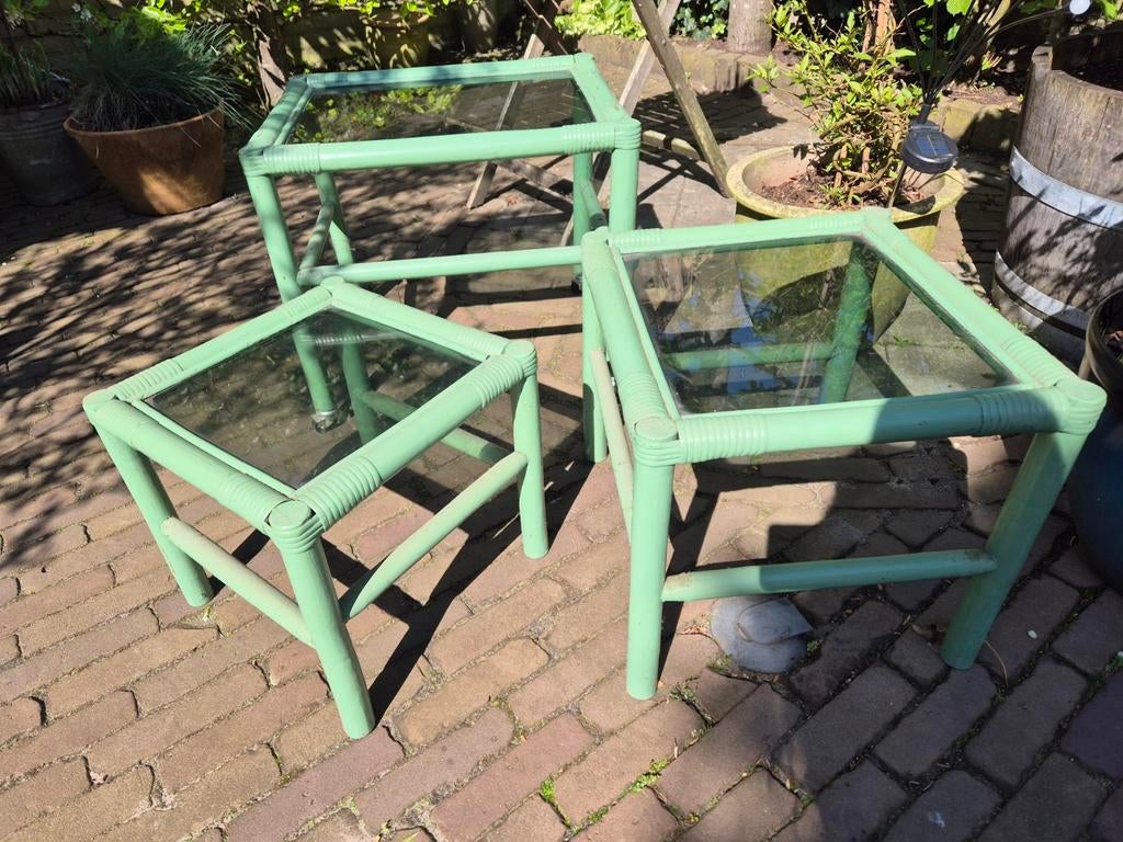 Set van 3 mintgroene tafeltjes, grootste met wieltjes, Huis en Inrichting, Tafels | Bijzettafels, Minder dan 55 cm, Gebruikt, Vierkant