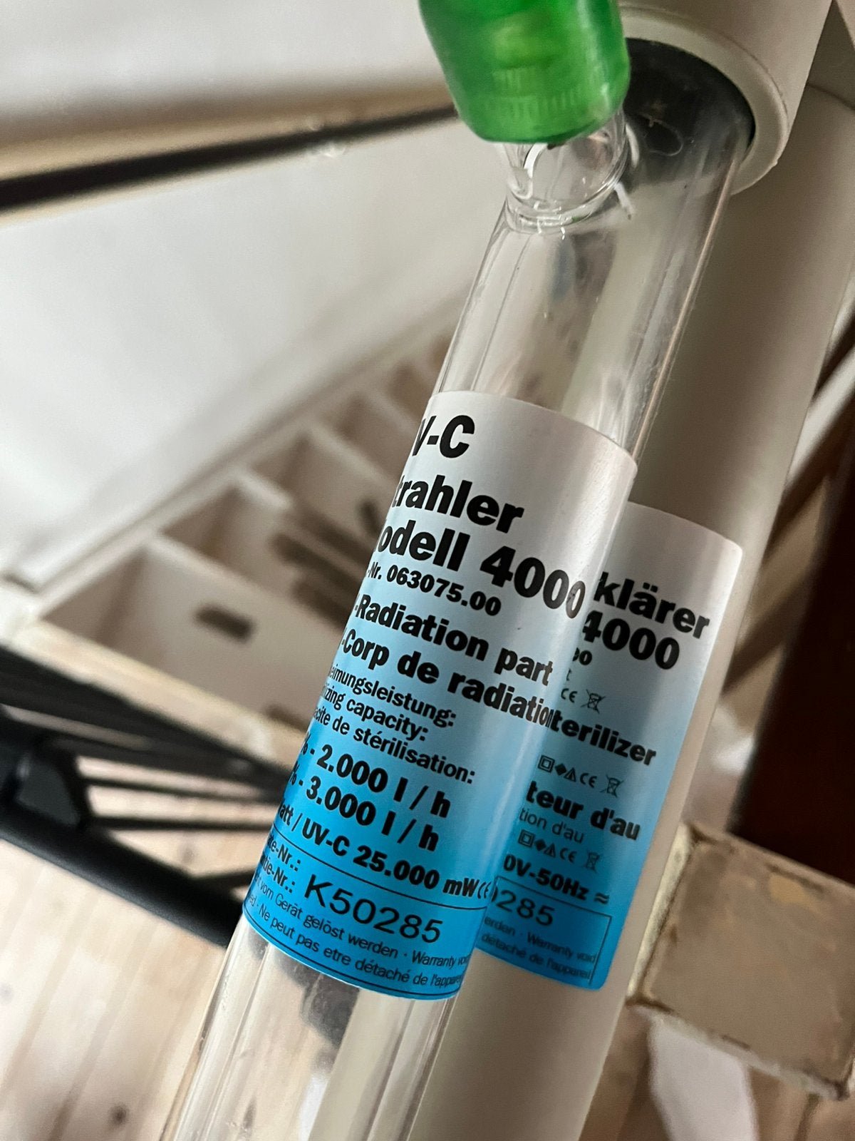 Uv lamp, Doe-het-zelf en Verbouw, Rolluiken, Ophalen of Verzenden, Zo goed als nieuw, Wit, Minder dan 100 cm