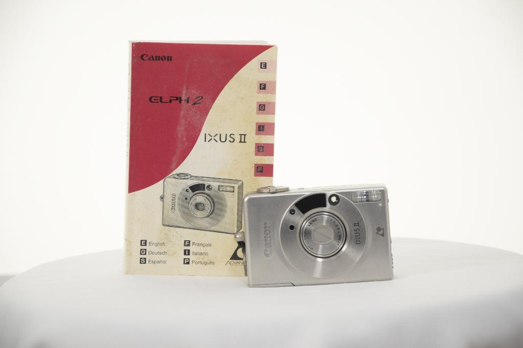 Canon IXUS II  Compacte APS Filmcamera + Handleiding, Ophalen of Verzenden, Gebruikt, Compact, Canon