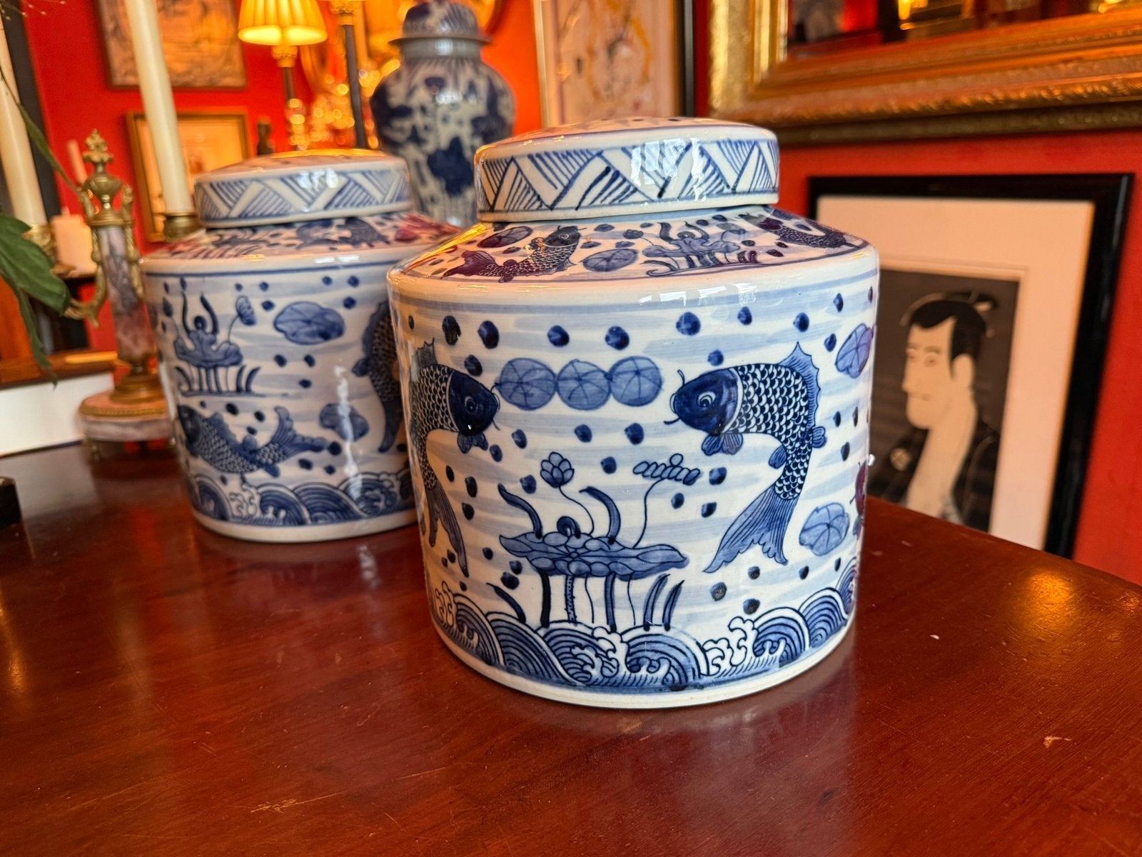 Chinese dekselpot met vissen, Ophalen