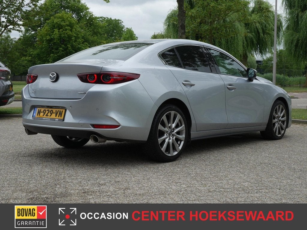 MAZDA 3 Sedan Skyactiv-X 186pk Luxury | Bose Premium | CarPl, Auto's, Mazda, Keurmerk '100% Onderhouden', Gebruikt, Bedrijf, Handgeschakeld