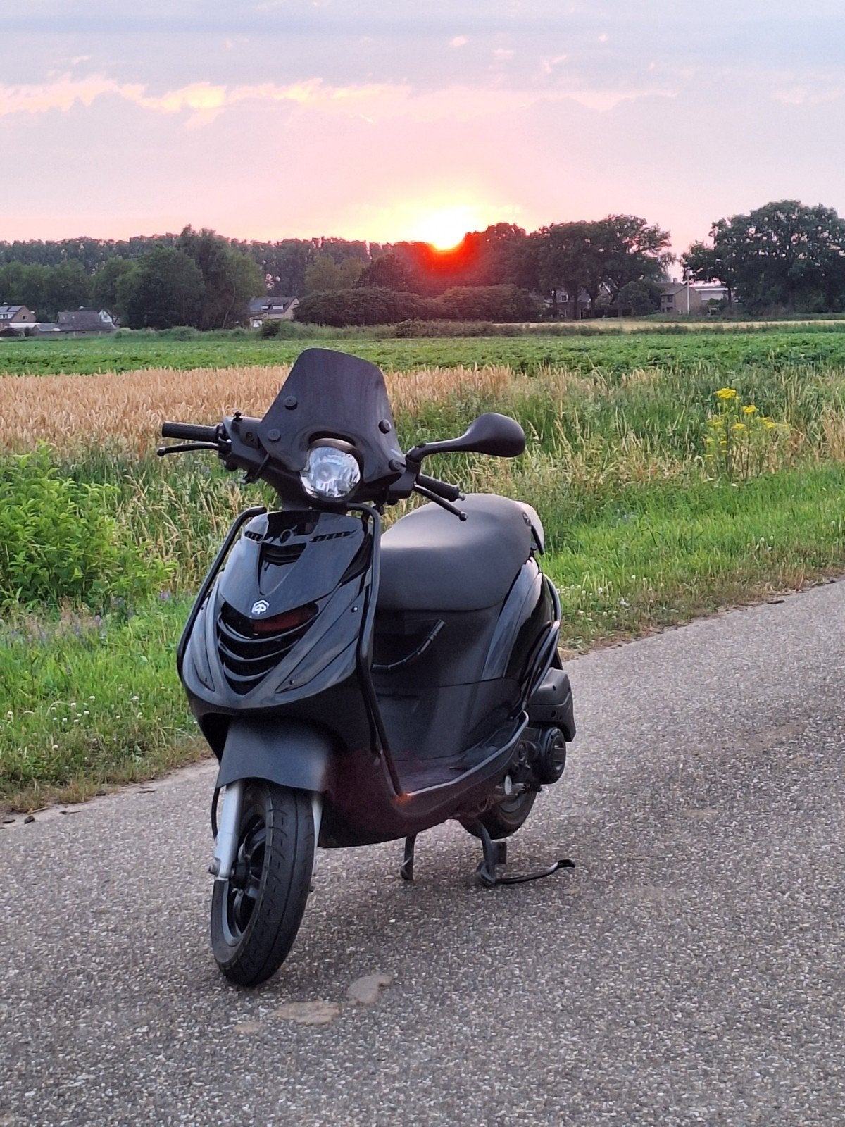 Piaggio Zip 4takt 50cc Iget 2024 - Zwart, Ophalen, Piaggio, Zo goed als nieuw, Benzine